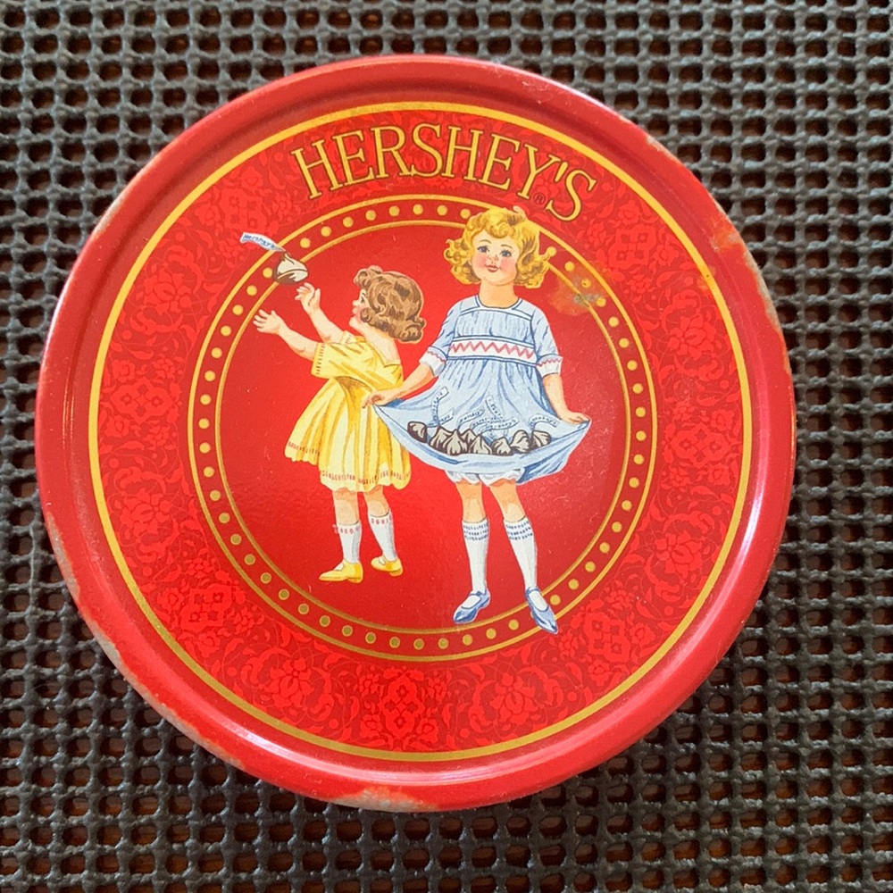Vintage Hershey's Kisses Red Round Metal Tin Two Girls 1995